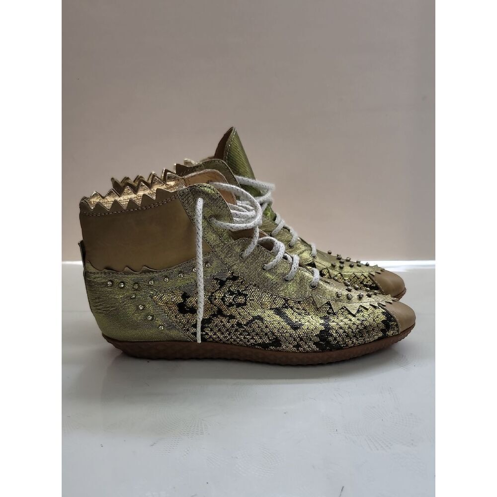 El Vaquero Gold Metallic Lace-Up High-Top Sneakers Size 38
